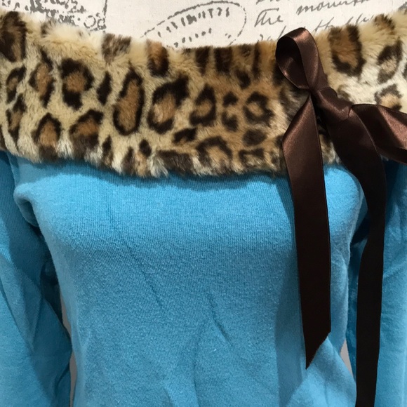 Karen Kane Aqua & cheetah fur off the shoulder M - Picture 2 of 3